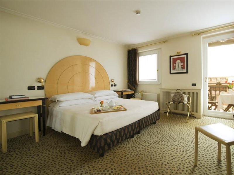 Hotel Gregoriana Roma Exterior foto