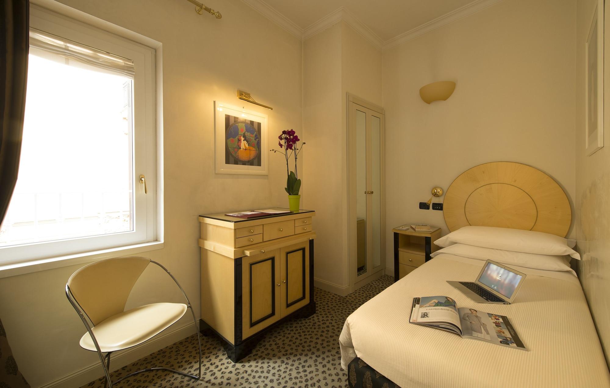 Hotel Gregoriana Roma Exterior foto