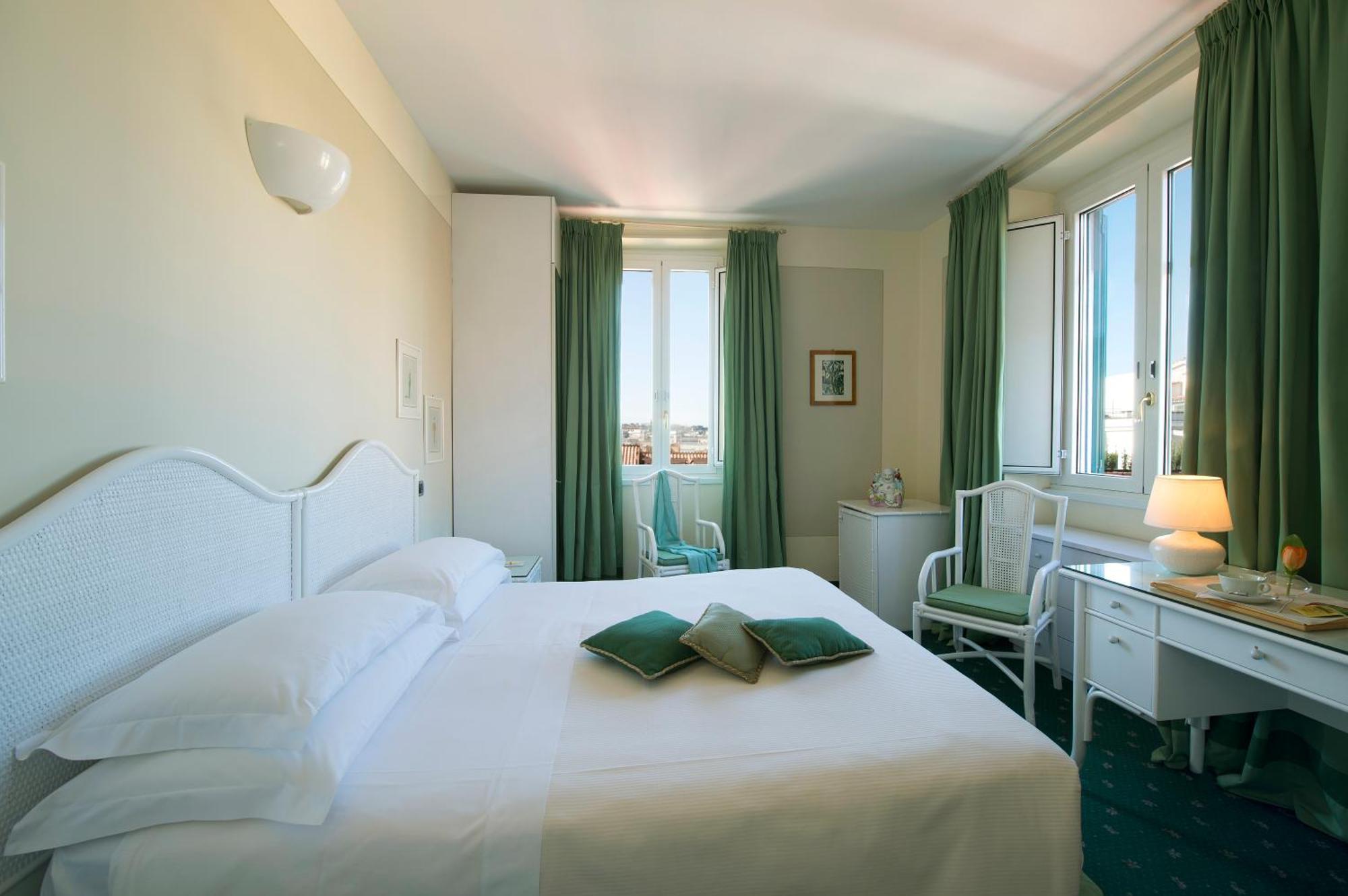 Hotel Gregoriana Roma Exterior foto